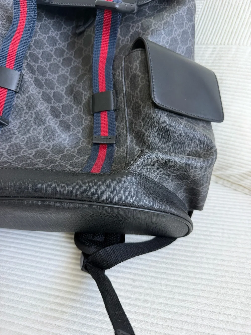 Gucci Black GG Canvas Backpack with Red-Blue Webbing never used